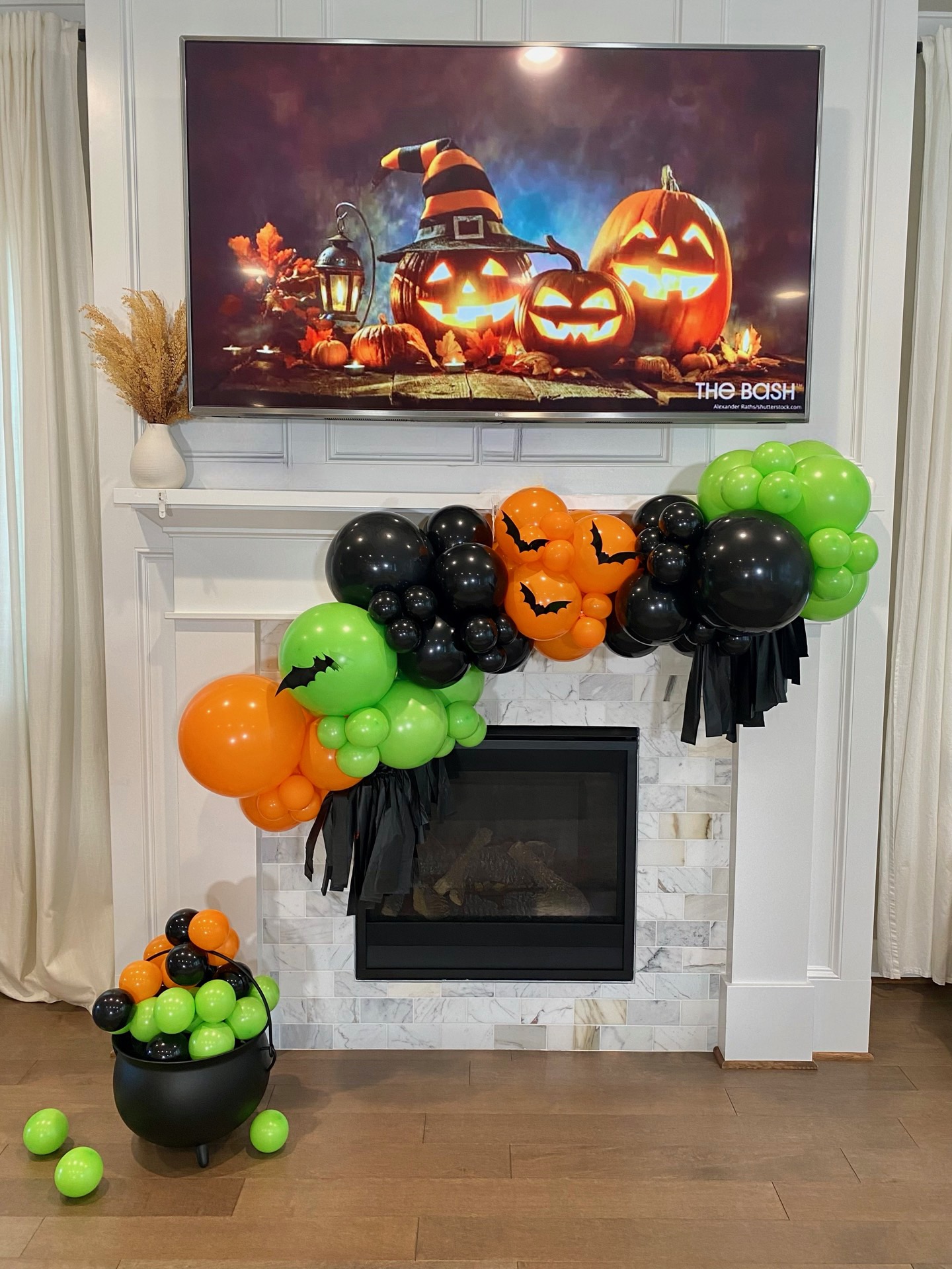 Halloween Grab and Go Garland Inflated Dreams